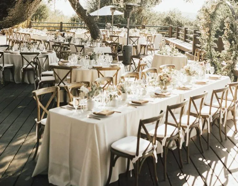Popular Wedding Tableware and Linen Themes