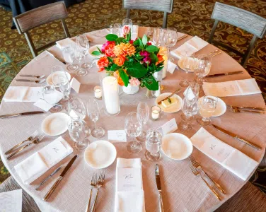 table_rental376x300 (1)