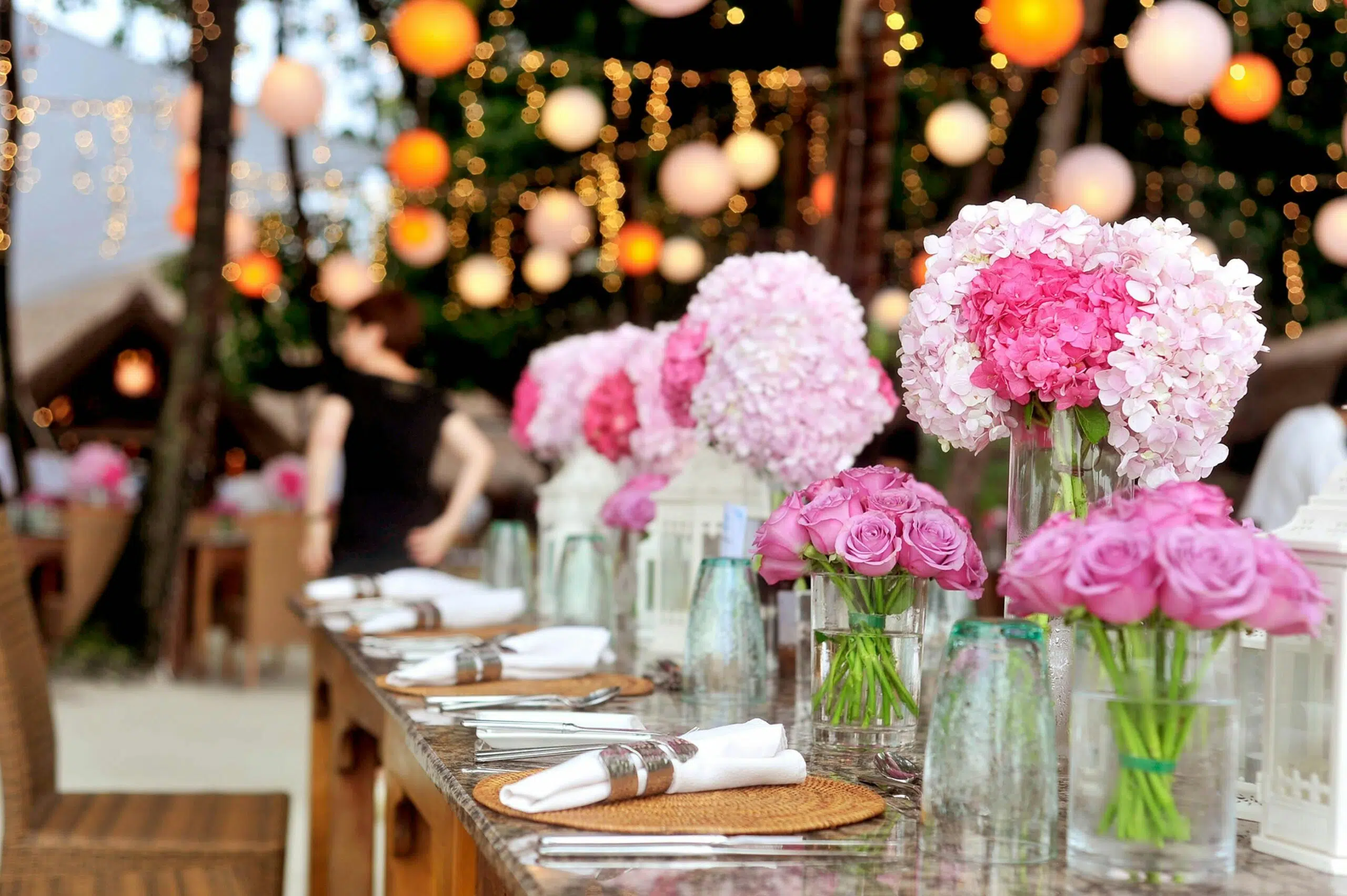 outdoor event decor